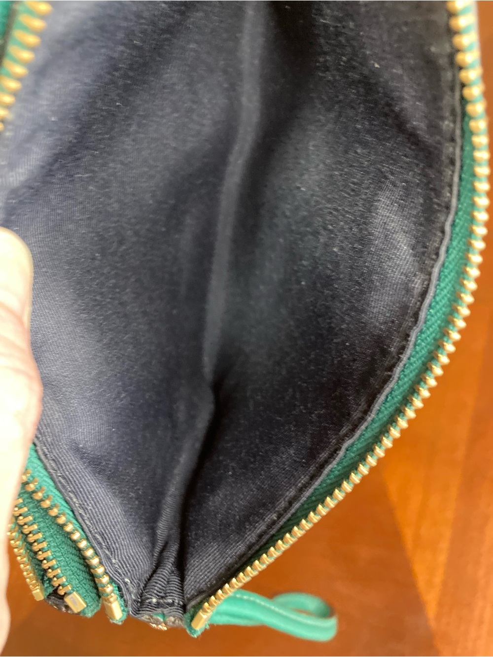 Coach CP483 Shamrock Green Pebbled Leather Corner Double Zip Wristlet EUC - Picture 11 of 12
